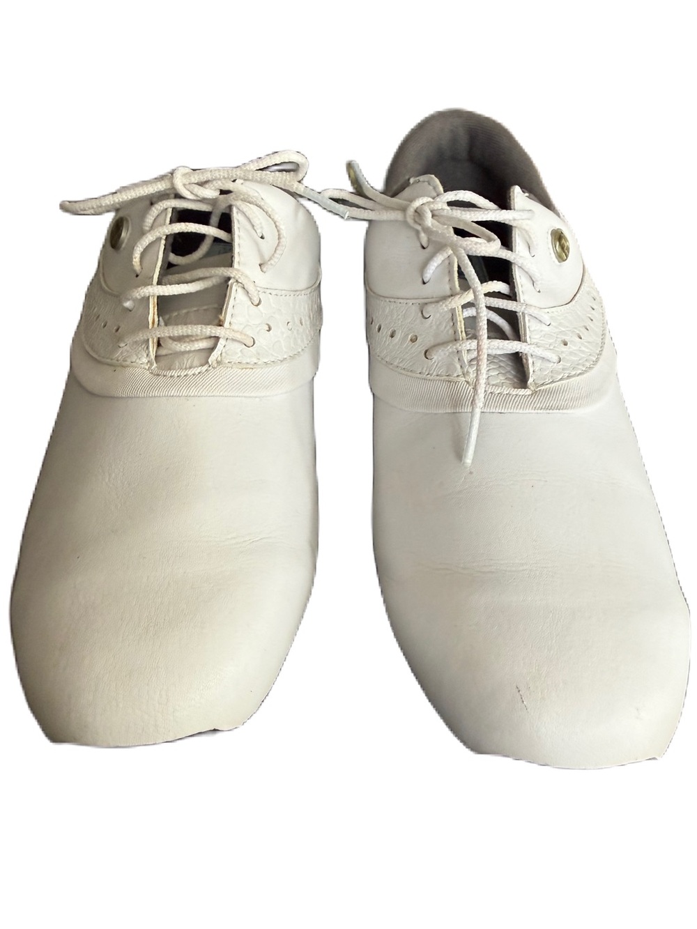 Footjoy White Summer Series Spikeless Golf Shoes. Size 8.5M